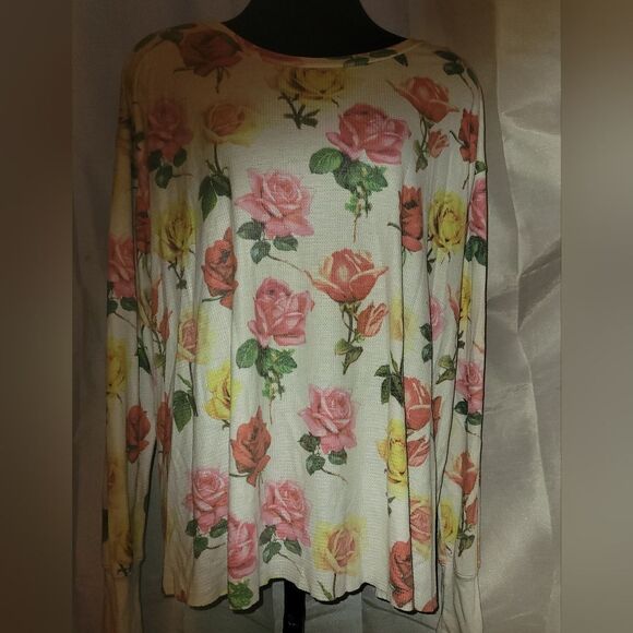 * WILDFOX baggy long sleeve casual top - Picture 1 of 6